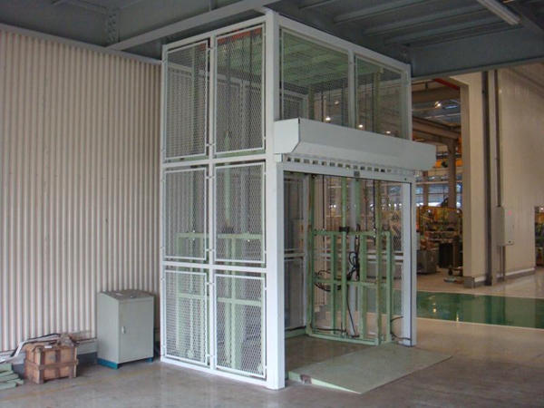 導(dǎo)軌式液壓升降機(jī)的幾點(diǎn)優(yōu)勢